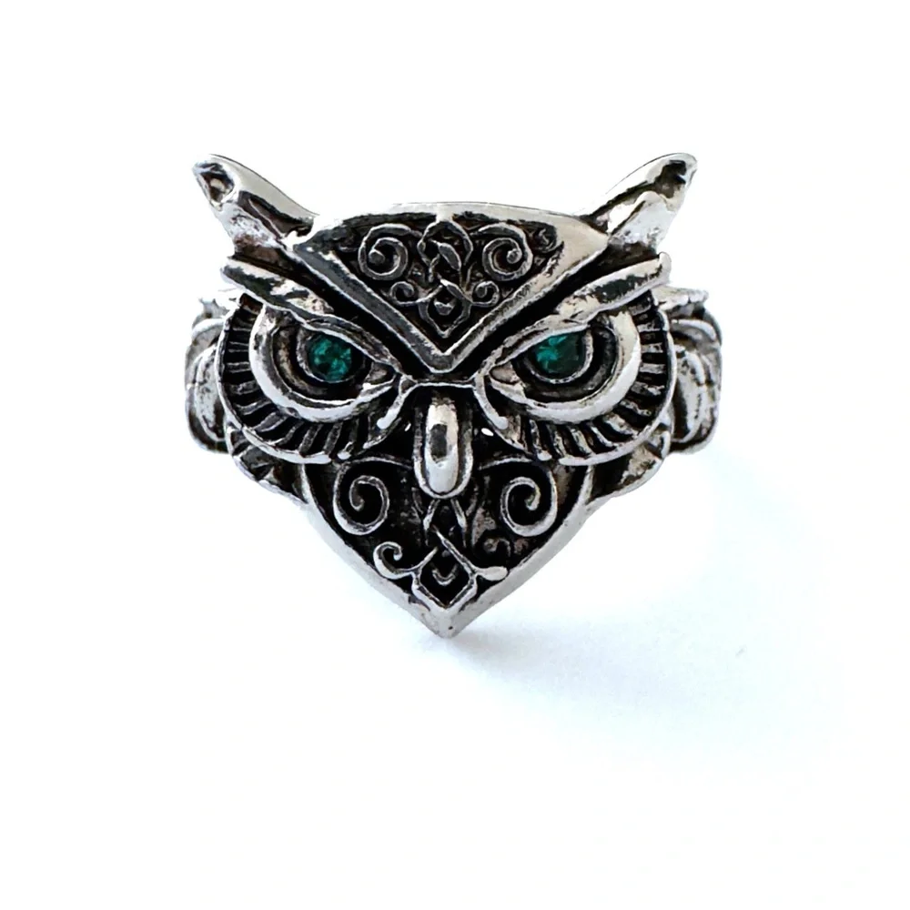 Mystic Gaze Silver Owl Ring Blue Gem Eyes - Studio Series - Picture 2 of 6